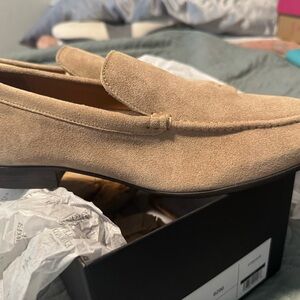 Allen Edmonds Men's bone Suede Loafers